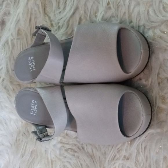 Eileen Fisher heel sandals - Picture 1 of 4